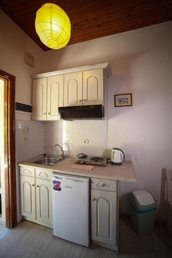 Aristea Studios Kato Korakiana Екстериор снимка