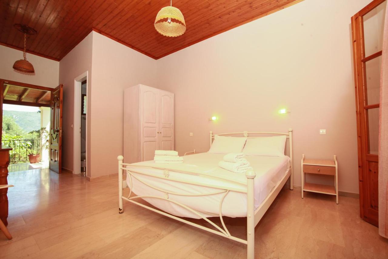 Aristea Studios Kato Korakiana Екстериор снимка